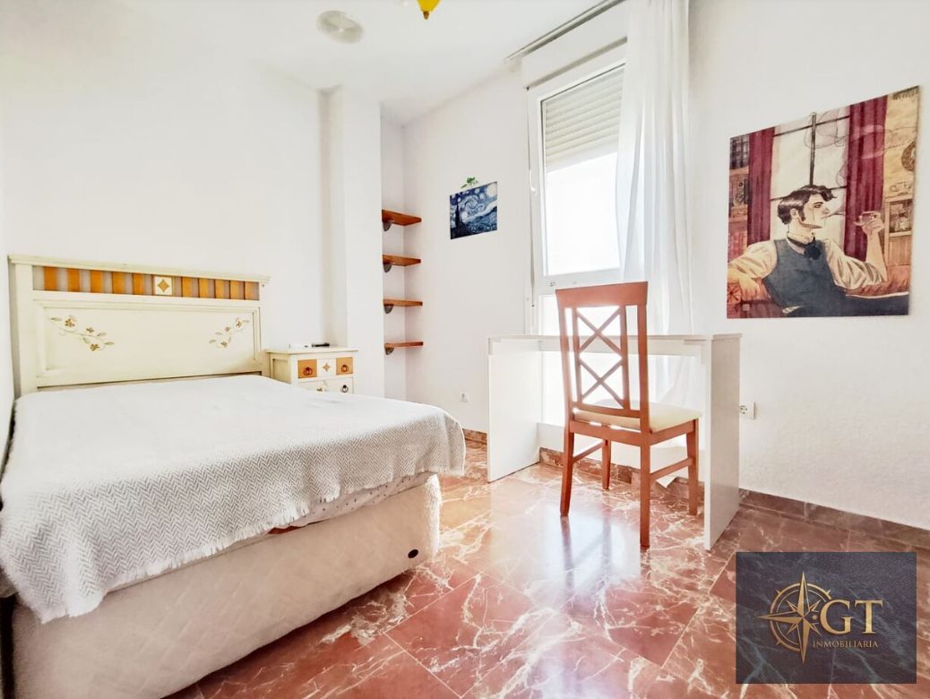 Ático en venta en Zapillo, Almería: Dormitorio